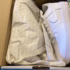 Kids Nike Air Force New In Box size 2